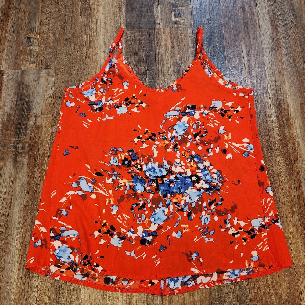 Floral Tank Top - Picture 2 of 4